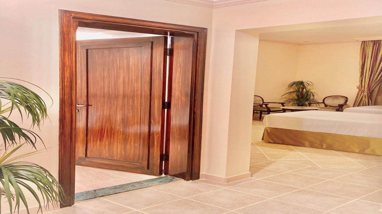 Rotana Hotel Jeddah Luaran gambar